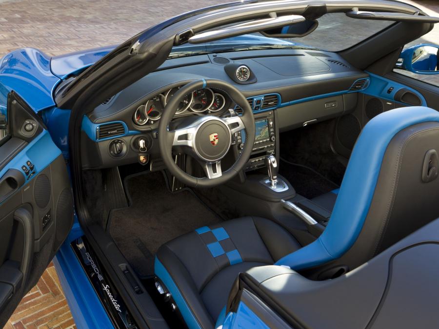 Интерьер Porsche 911 Speedster 2010 года  (WW) (фото 31 из 40)